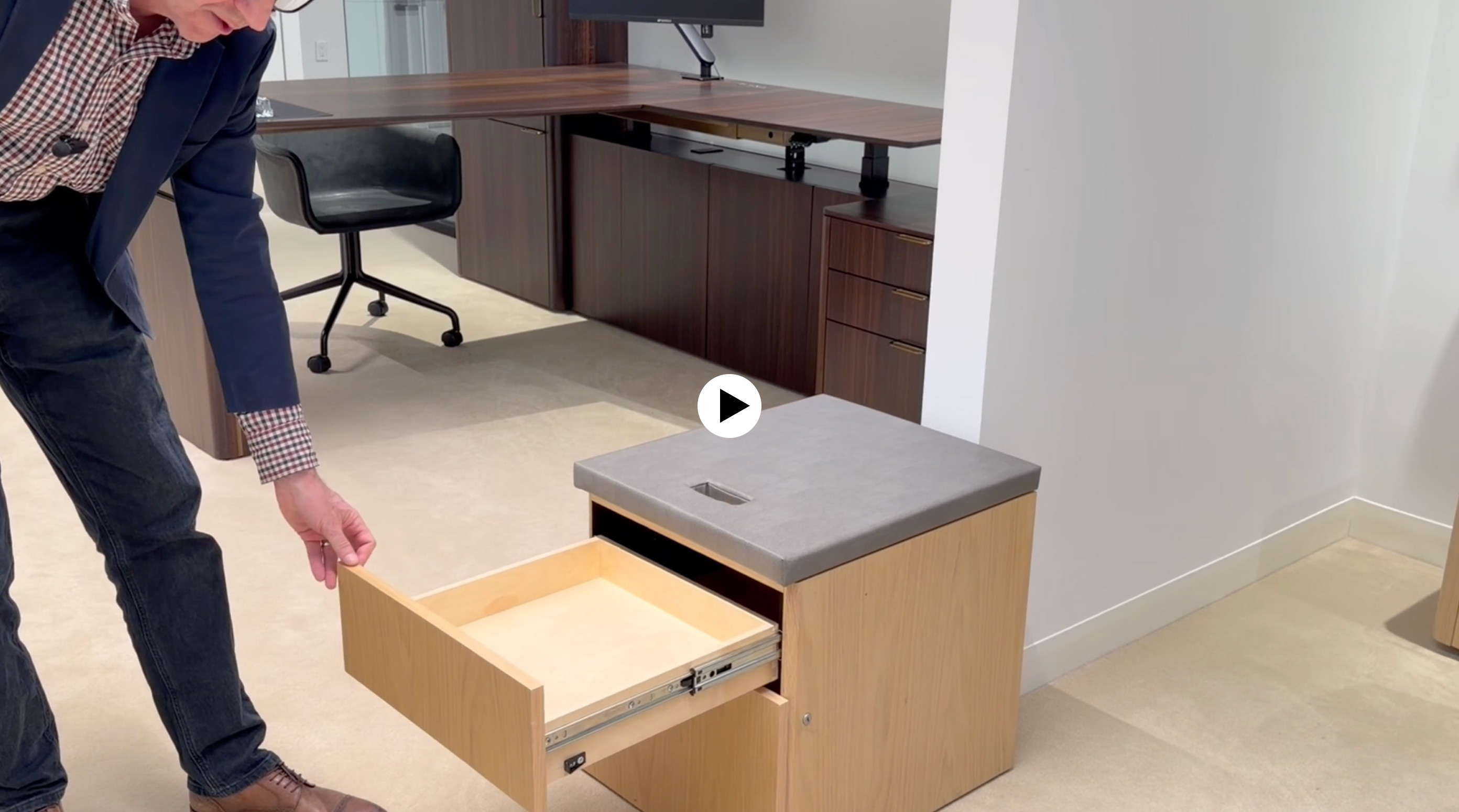 Understanding Drawer Hardware: Slides, Mounting & Pulls